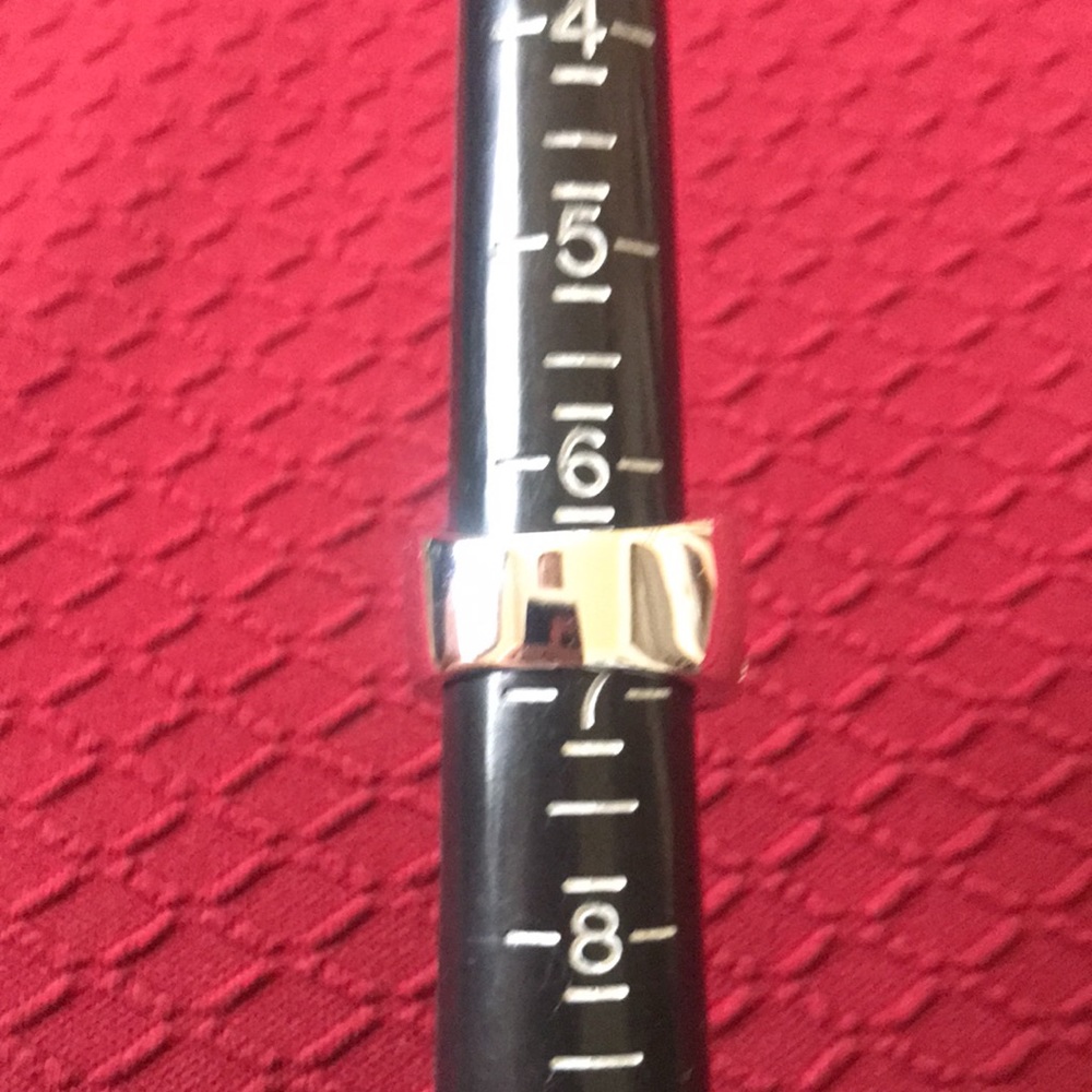 Silver Ring - Picture 9 of 14